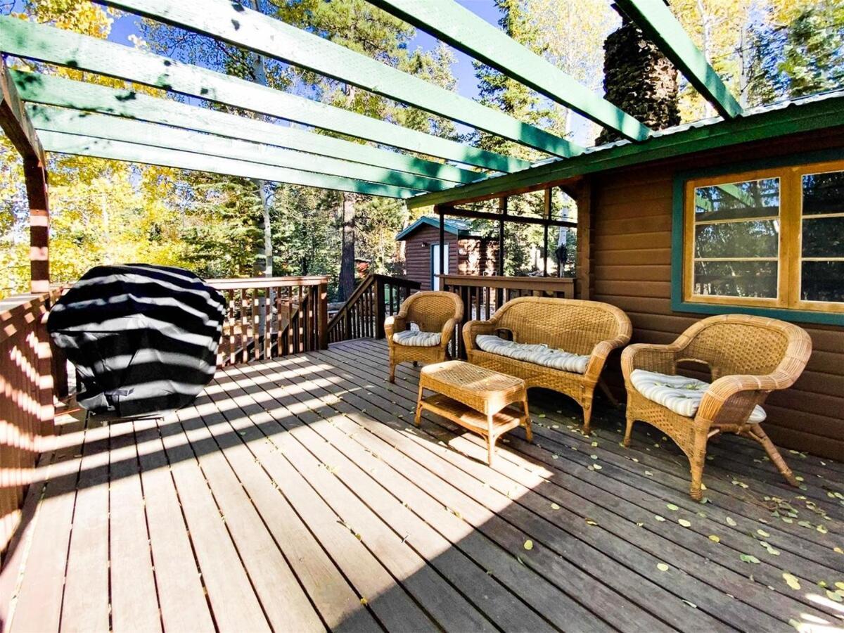 Village Vibes Deck And Bbq Duck Creek Village Kültér fotó